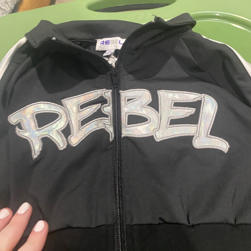 Rebel Crop Jacket - Picture 2 of 4